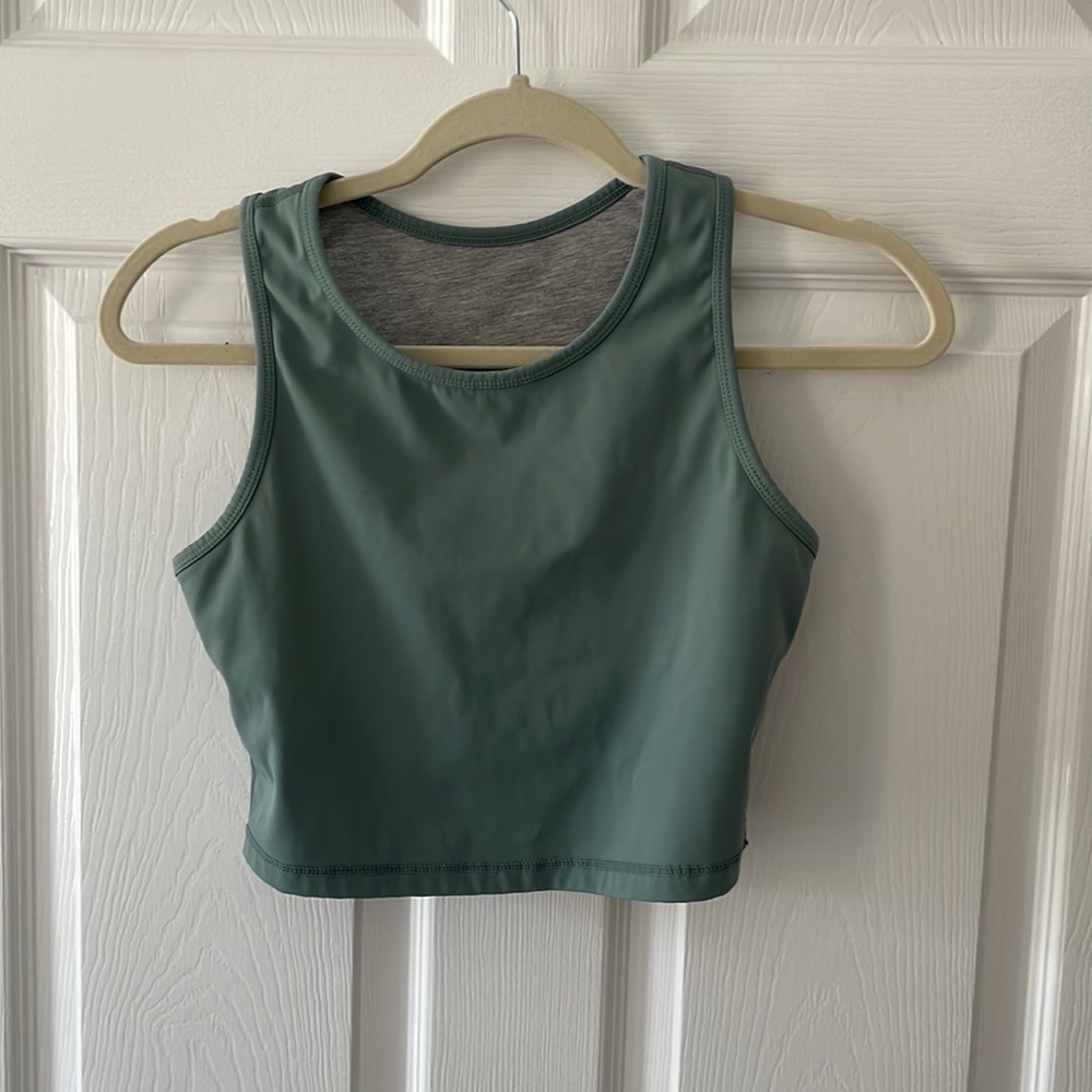 Workout crop top
